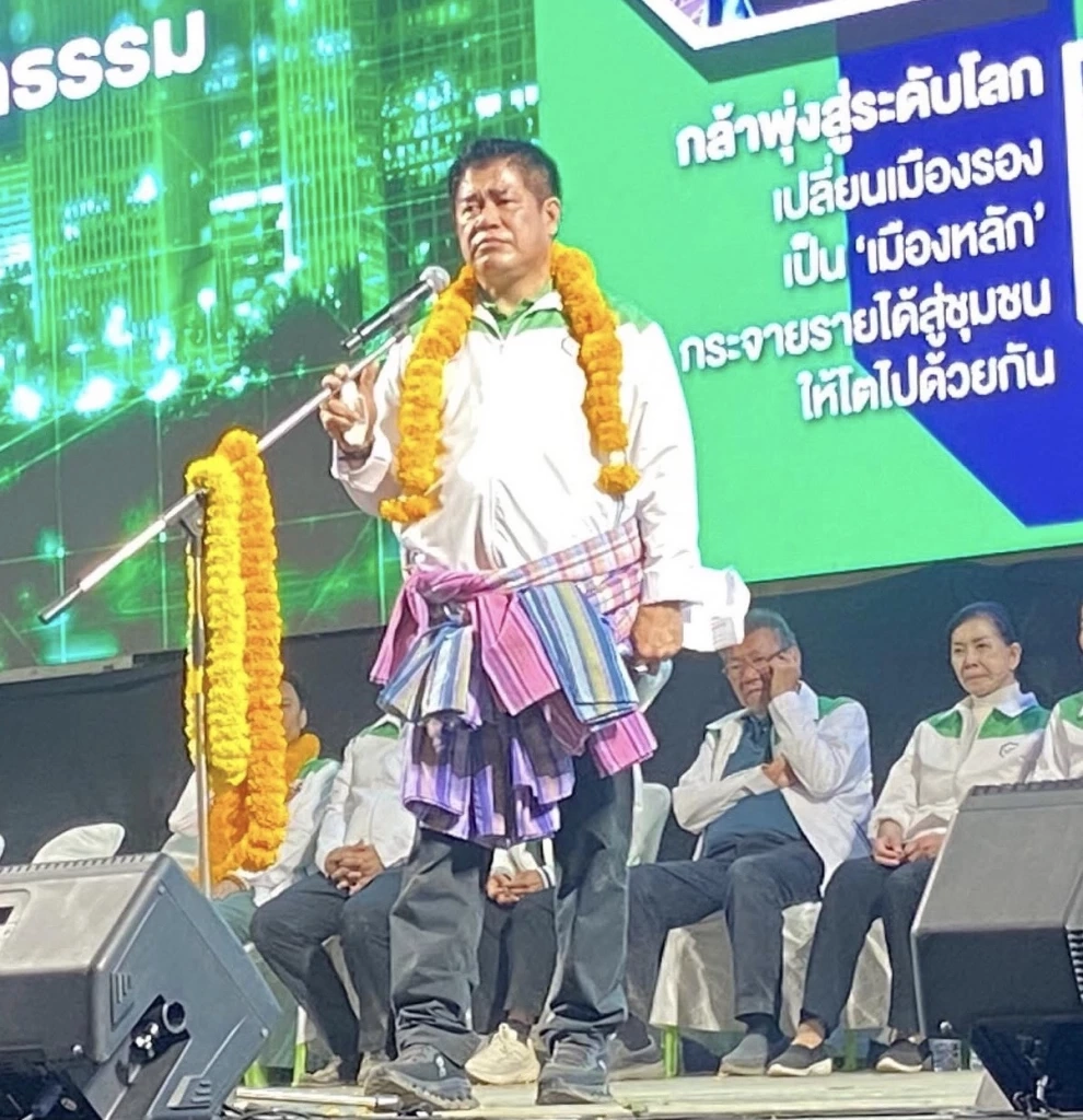 ร.อ.ธรรมนัส เปิดเวทีหาเสียง ลุยเขต 3 หนุน สส.ต้อย แปดริ้ว