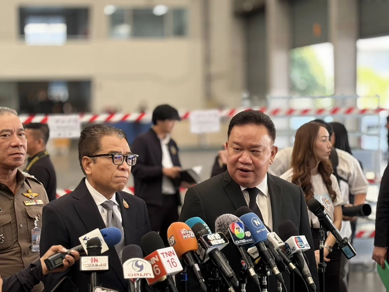 "กกต. - สตช. - ไปรษณีย์ไทย - กรมการกงสุล" จับมือเตรียมส่ง "บัตรเลือกตั้ง-ประชามติ"