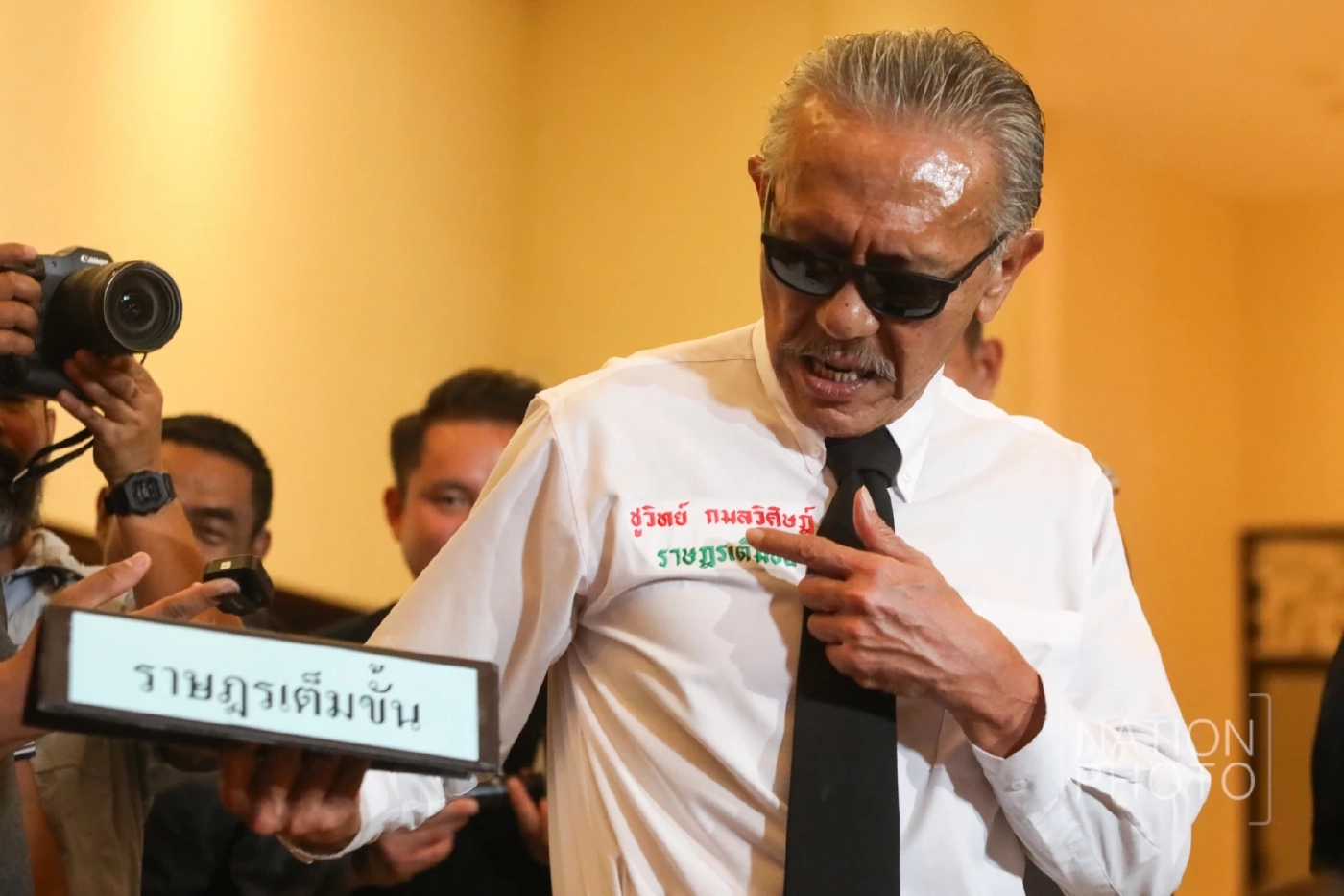 “ชูวิทย์” โต้รับงาน “บิ๊กแดง” ล้มพรรคส้ม ย้ำทำสงคราม “สั่งสอน” เพราะเอาคะแนนที่ให้ไปยกมือให้ “อนุทิน”