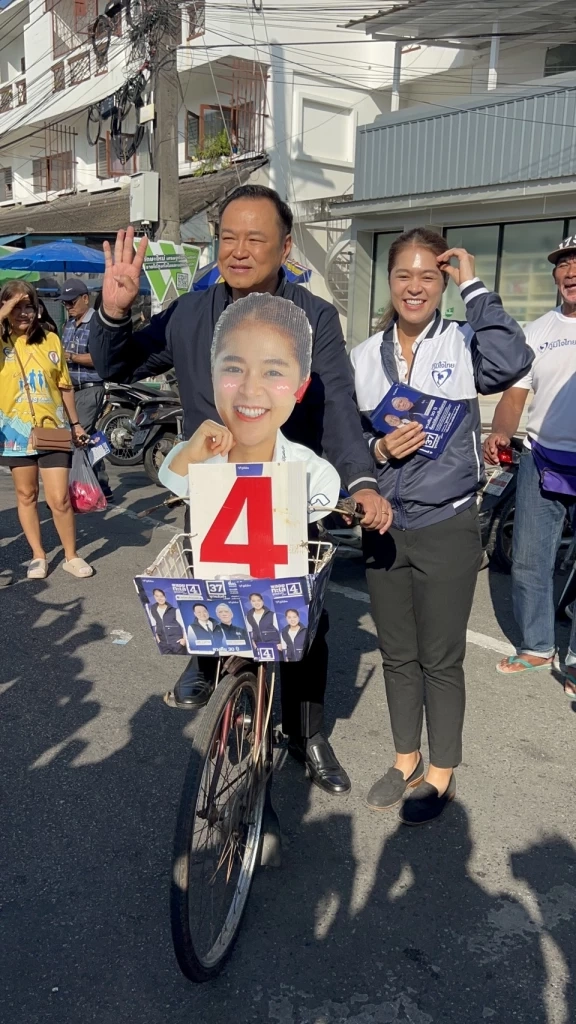 "อนุทิน" ปั่นจักรยานหาเสียงภูเก็ต! มั่นใจปักธงน้ำเงิน ลั่นถาม "คนไทยป่าว?" หลังถูกแซะโหนกระแสชาตินิยม