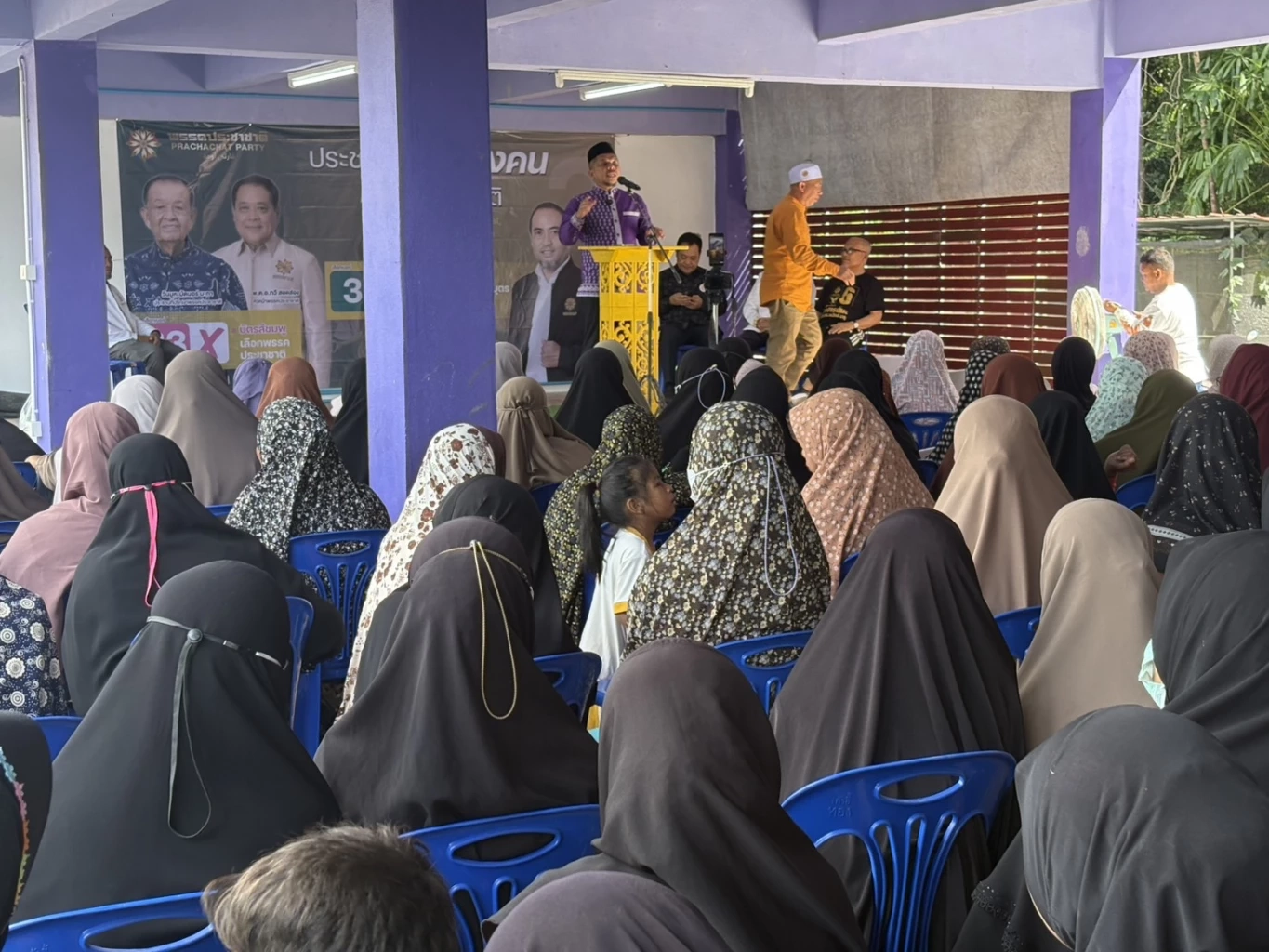 "พ.ต.อ.ทวี" บุกรังมังกรปัตตานี ลั่นกวาด 5 เขตยกจังหวัด!