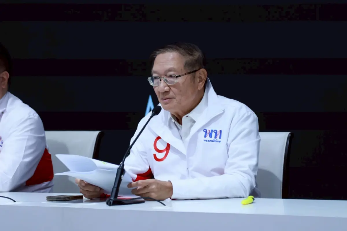นพ.พรหมินทร์ เลิศสุริย์เดช อดีตเลขาธิการนายกรัฐมนตรี