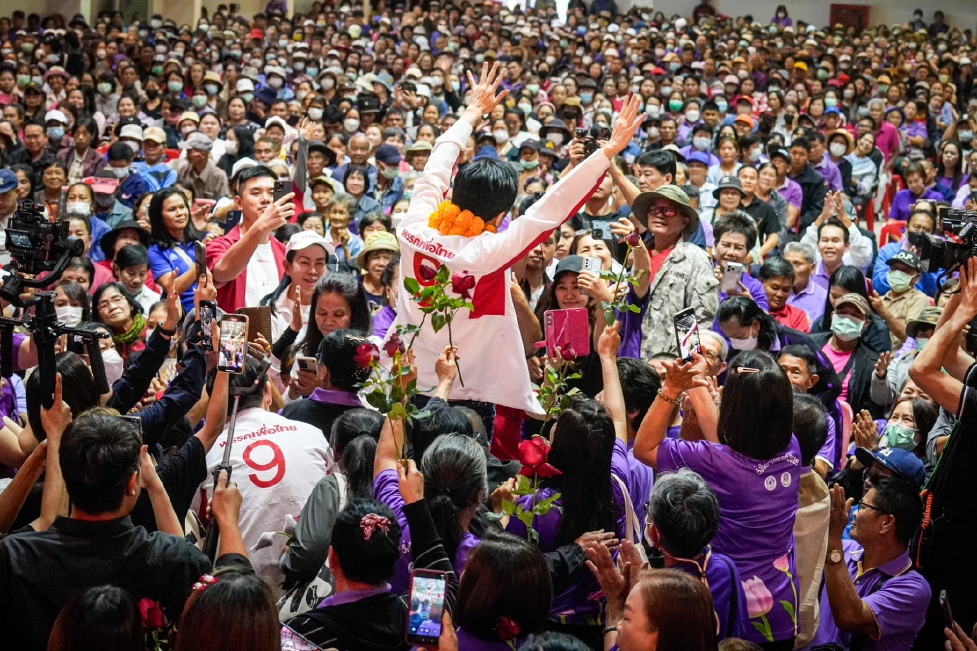 "จุลพันธ์" ท้า "อนุทิน" ดีเบตโค้งสุดท้ายกันสักวัน แซะแรง "ยศนันท์" มีแต่ความรักจากประชาชนขึ้นมาทุกวันๆ