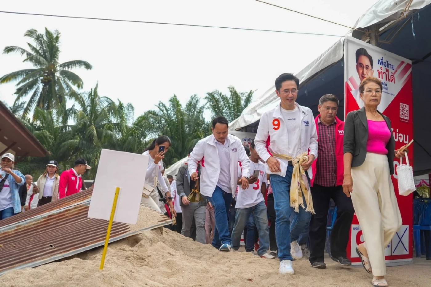 “ยศชนัน” มุ่งพัฒนาใต้ยั่งยืน ชี้โพล "เพื่อไทย" ปักธง 10 ที่นั่ง