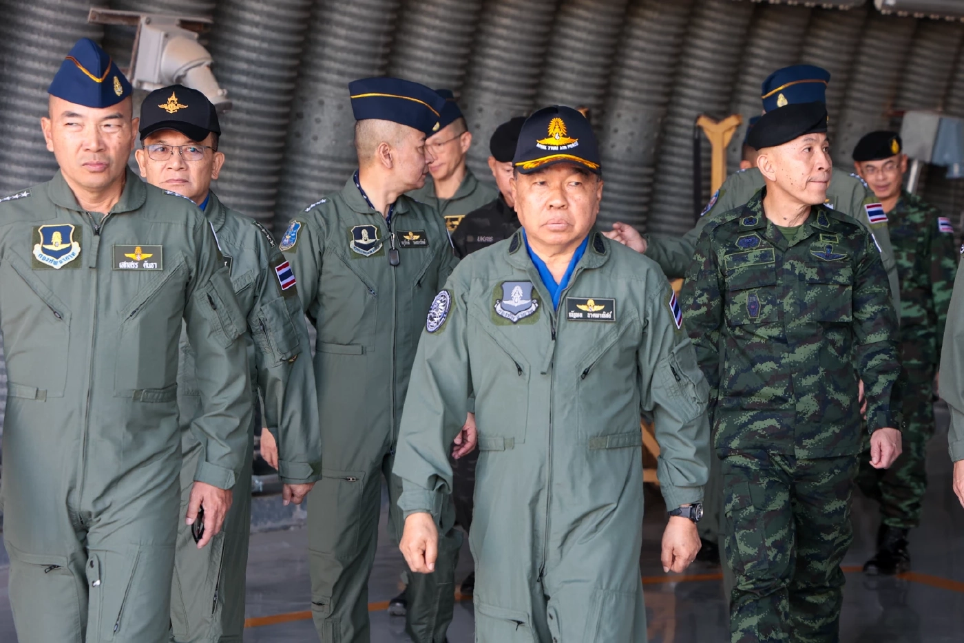 “บิ๊กเล็ก” เยี่ยมกองบิน 1 โคราช บอกคนทัพฟ้าไม่ทำให้คนไทยผิดหวัง