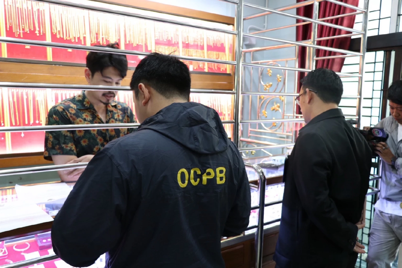 สคบ. ลุยตรวจทันควัน หลังโซเชียลแฉเปอร์เซ็นต์ทองไม่ตรง ปกป้องผู้บริโภคเต็มกำลัง