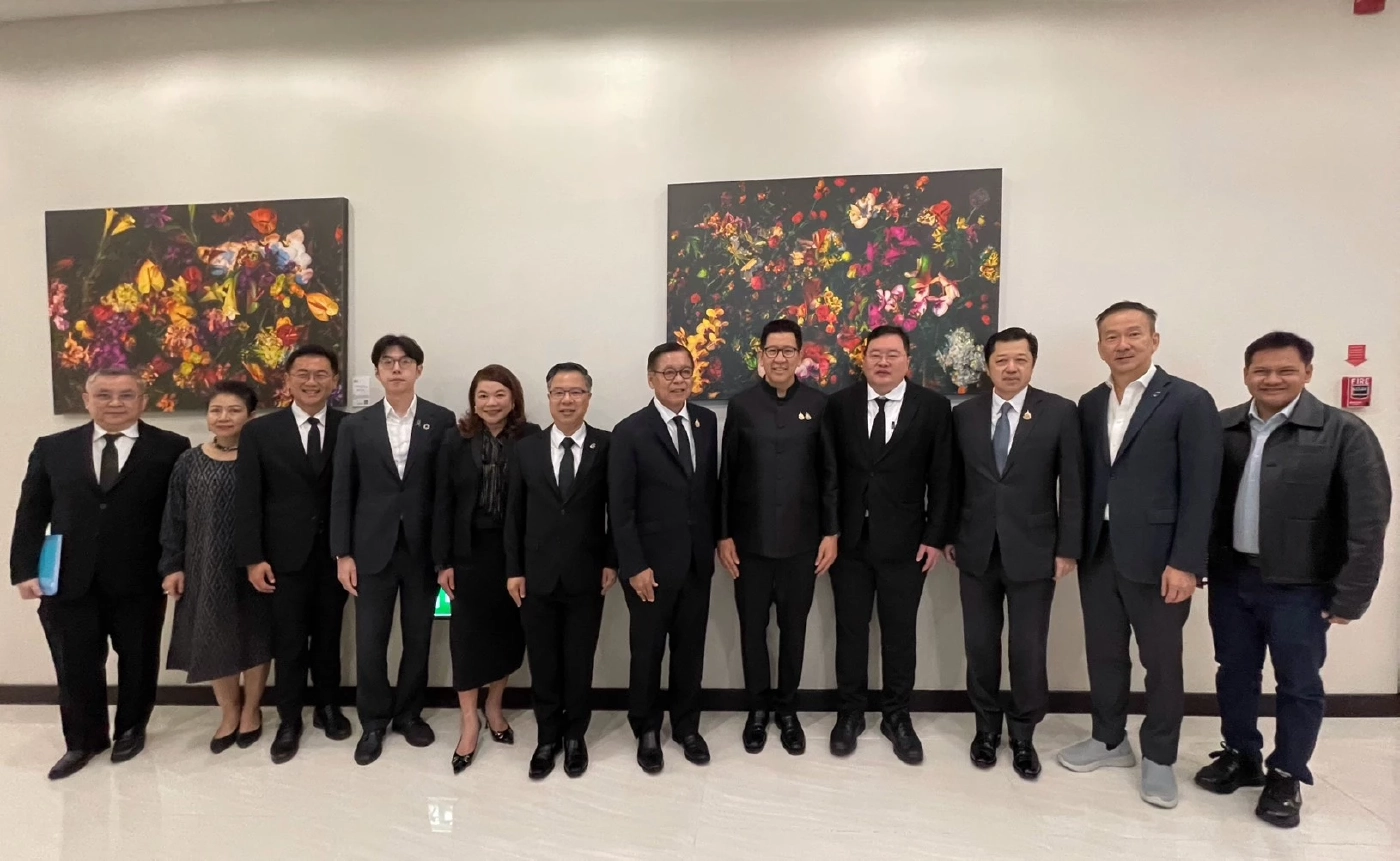 'เอกนิติ' นำทัพทีมไทยแลนด์บุก 'ดาวอส' ปักหมุดไทยในเวทีโลก