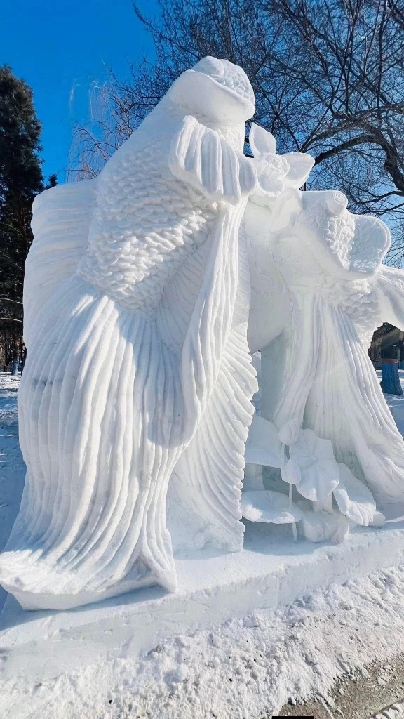 วอศ.เชียงราย-วอศ.เสาวภา คว้าแชมป์แกะสลักหิมะนานาชาติที่ฮาร์บิน