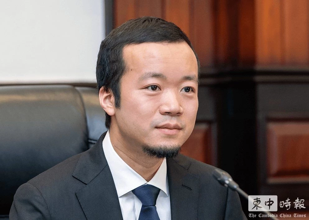 เฉิน จื้อ