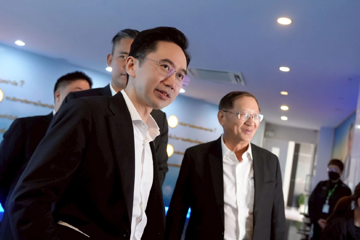 "ยศชนัน" หารือ "ชัชชาติ" เชื่อมต่อรัฐบาลอย่างไร้รอยต่อ - ดันรถไฟฟ้า 20 บาท  - แก้ปัญหายาเสพติด