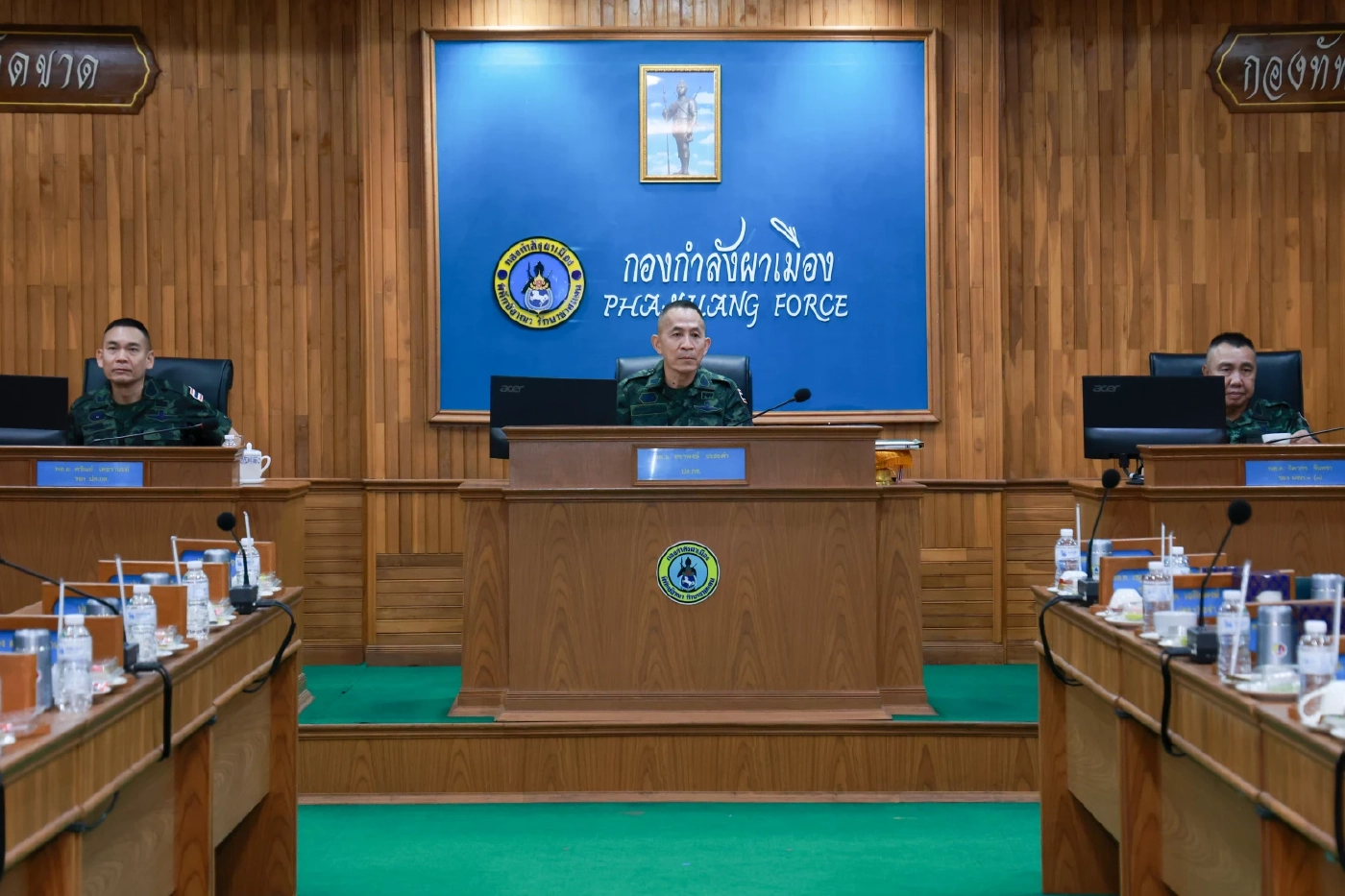 "ผบ.ทสส." ลงพื้นที่แม่สอด ตรวจแนวชายแดนตะวันตก ด้าน "ปลัดกลาโหม" ลงพื้นที่กองกำลังผาเมือง เชียงใหม่