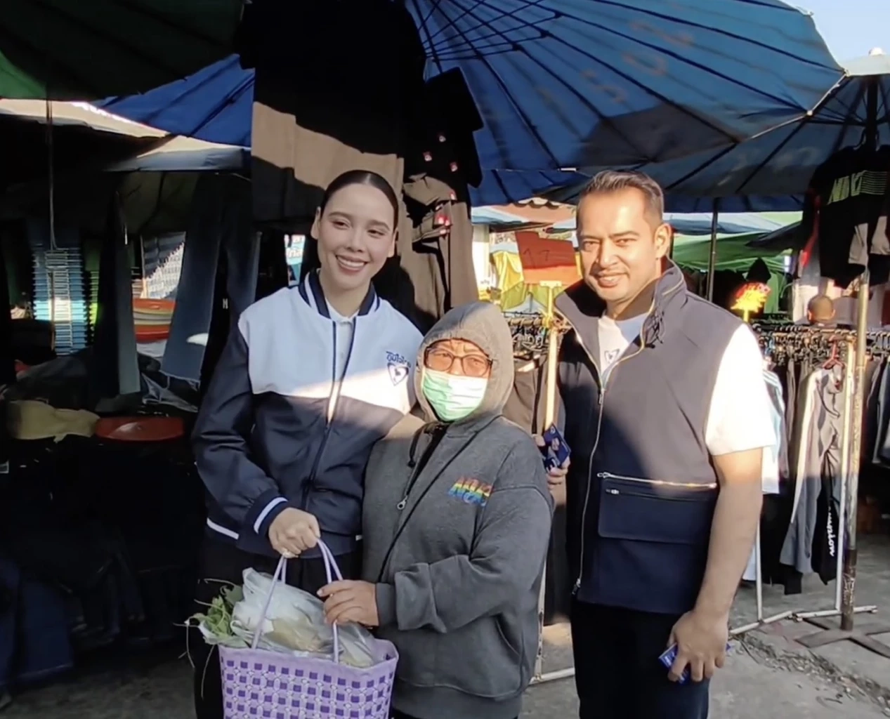 "ซาบีดา" ลุยนครสวรรค์ขอคะแนนเสียงให้ "หลานชาดา" ชิง สส.