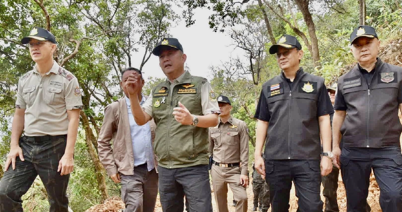 ลุยสอบรุกป่าแม่ยวม! ลักลอบเปิดถนน-โค่นไม้กลางเขตรักษาพันธุ์สัตว์ป่า