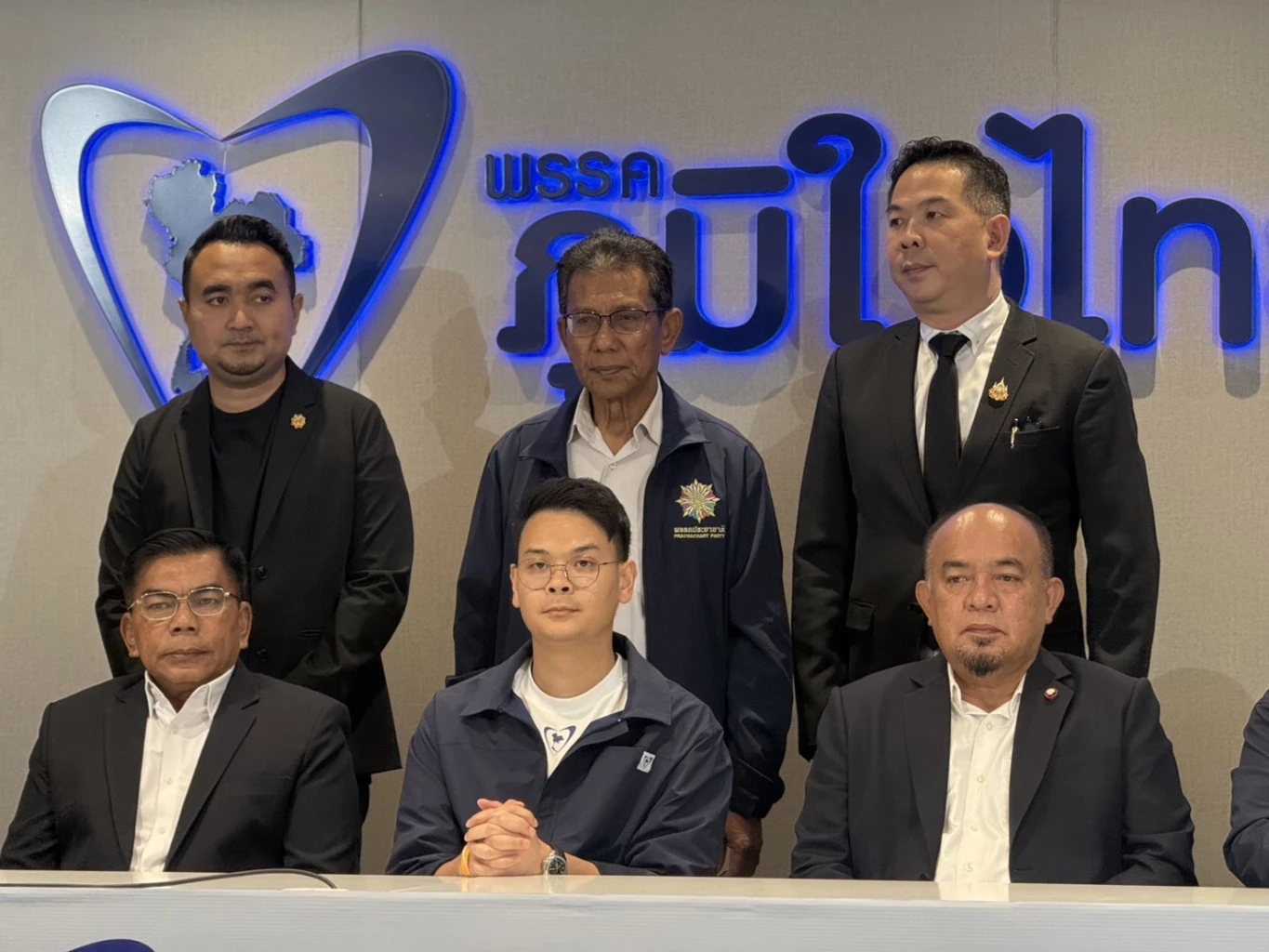 "ไชยชนก" ย้ำ สัมพันธ์ "กล้าธรรม" กลางๆมาตลอด ชี้ "การเมืองไม่เคยหวาน" (มีคลิป)