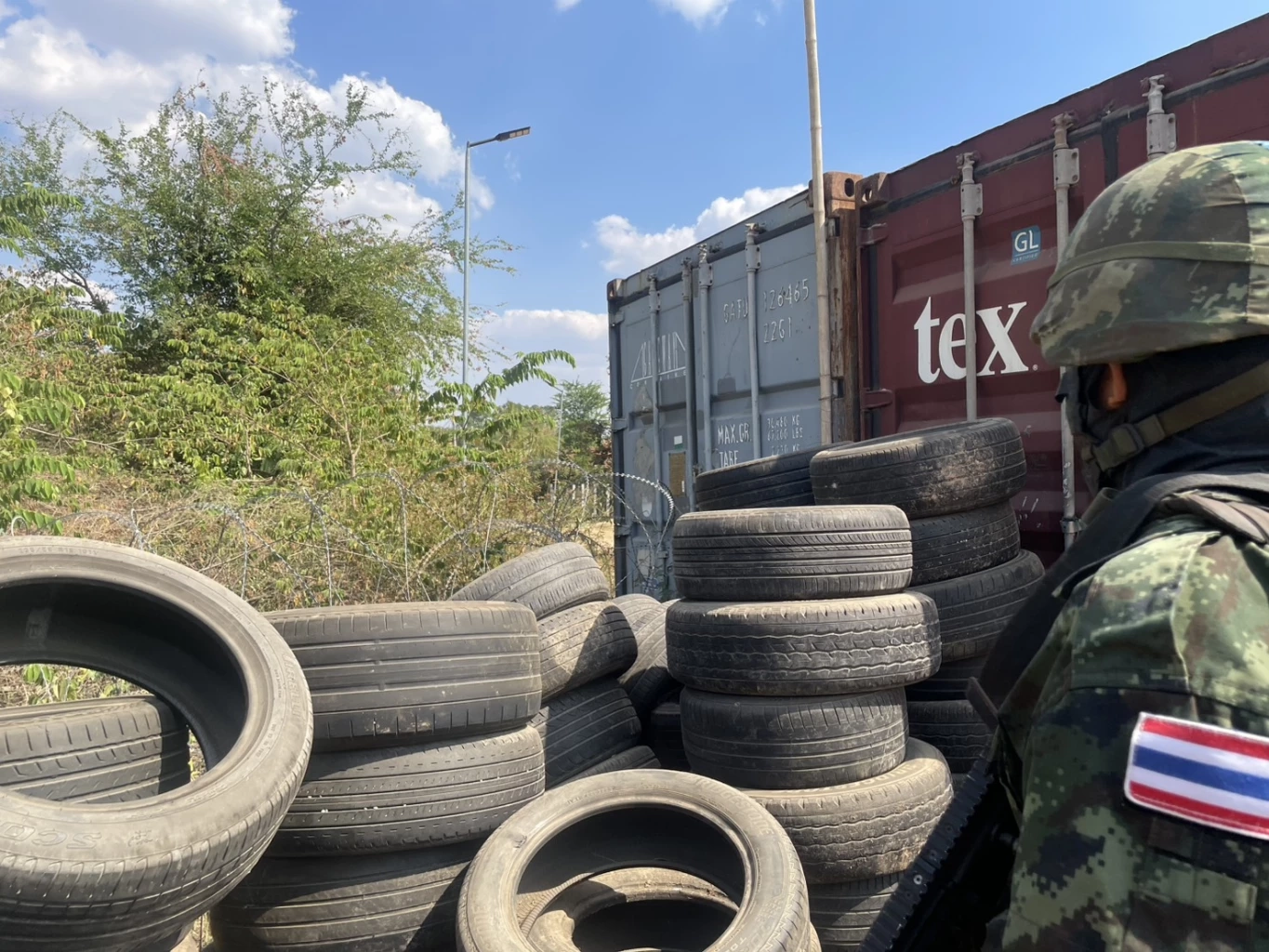 "โฆษก ทบ." ต้องดูข้อมูลรอบด้าน หลัง "สหรัฐฯ" เลิกแบนขายอาวุธให้ "กัมพูชา"