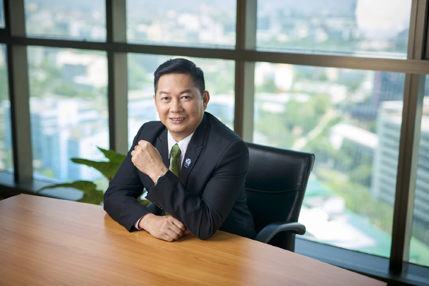 ไพศาล หงษ์ทอง รองผู้จัดการธนาคารเพื่อการเกษตรและสหกรณ์การเกษตร