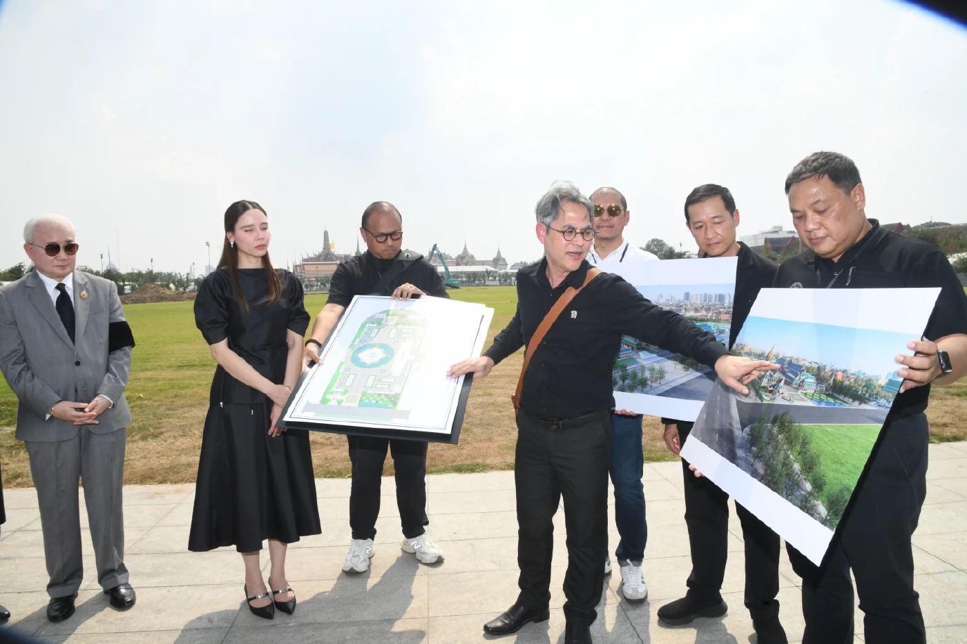 รมว.วัฒนธรรม ตรวจเยี่ยมความพร้อมการจัดสร้างพระเมรุมาศ