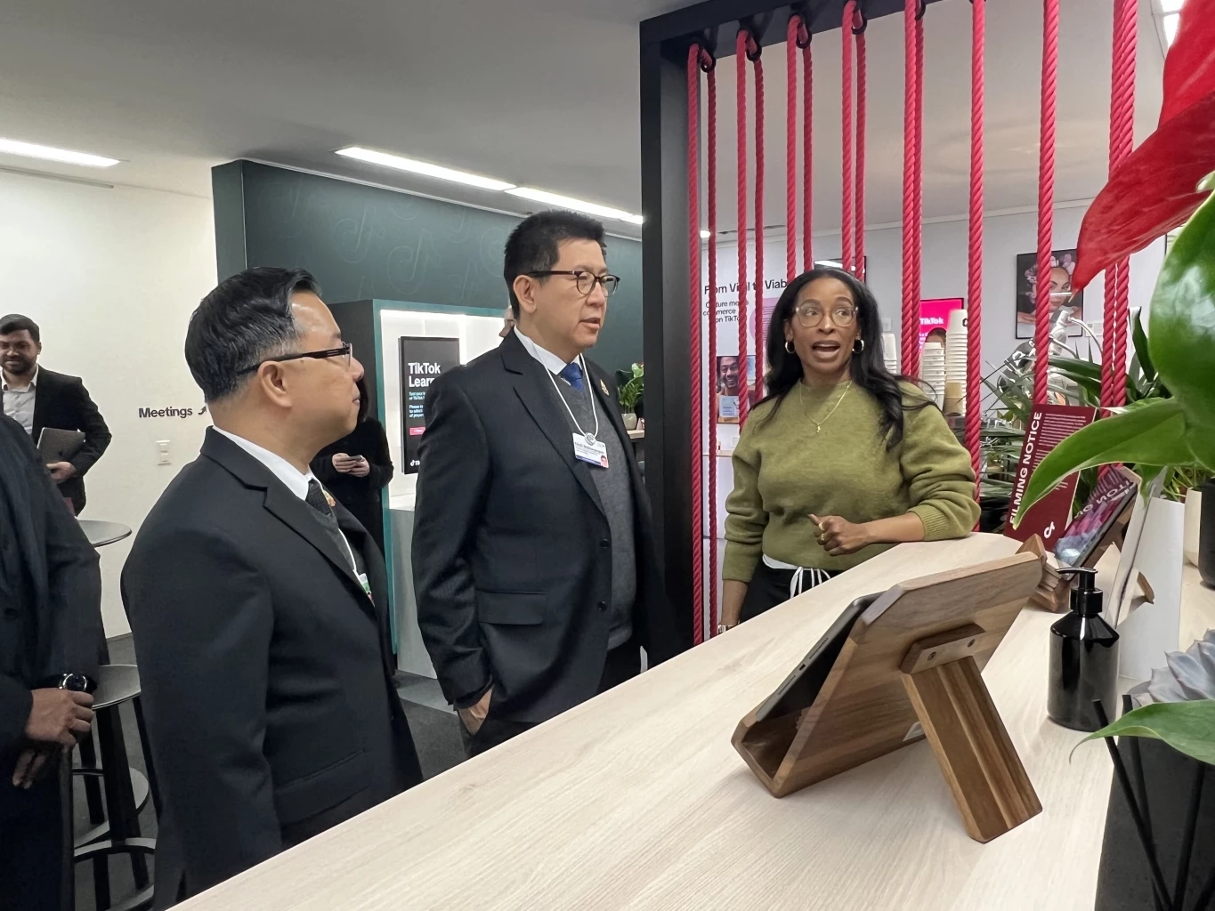 เอกนิติ ย้ำความสำเร็จเวทีดาวอส TikTok ลุยลงทุนไทยหนุน ศก.ดิจิทัล