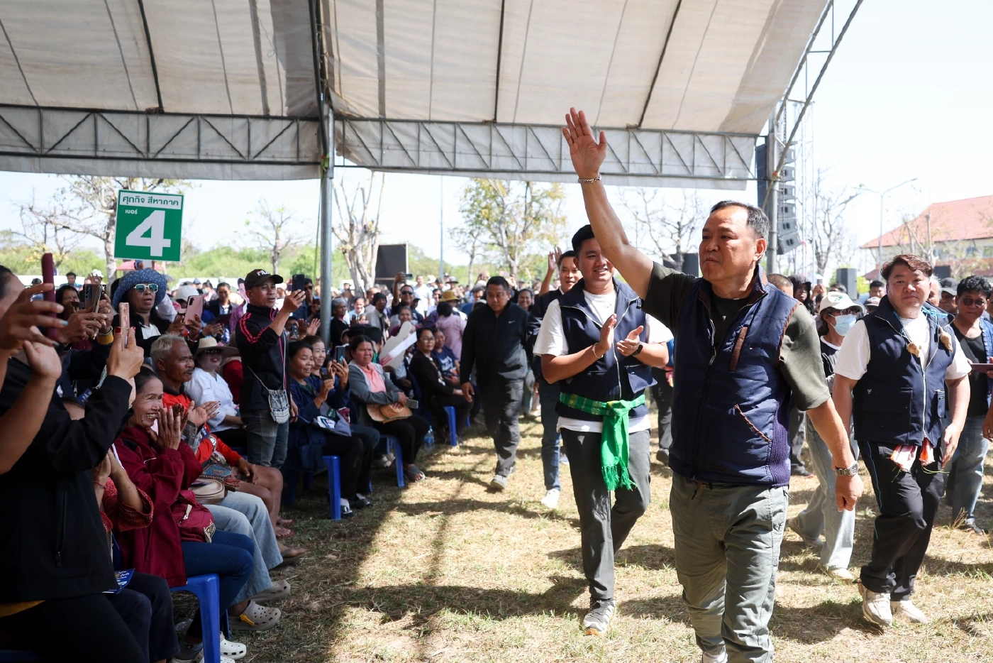 “อนุทิน” โวเป็นนายก 3 เดือน ตัดสินใจถูกหมด เลือก ภท.ไทยหมดเสี่ยง