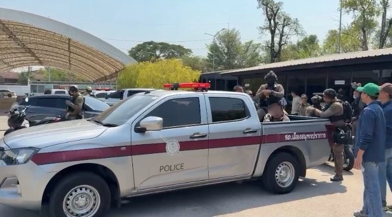 ด่วน! คนร้ายบุกบ้าน “อัศวเหม” รัวยิง 4 นัด ก่อนถูก ตร.รวบทันควัน