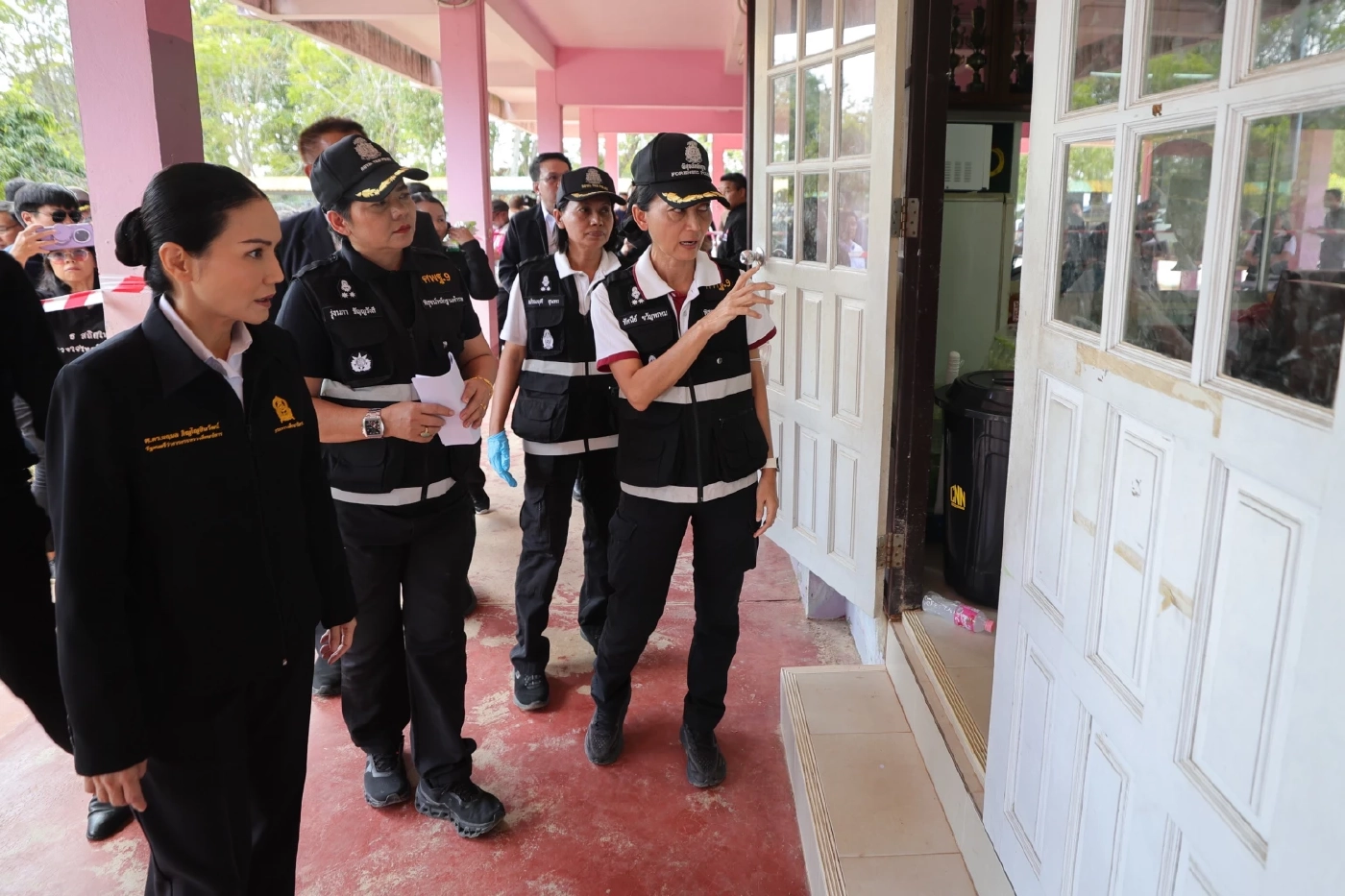 “นฤมล” เยี่ยมเหยื่อเหตุบุก รร.ย้ำดูแลเต็มที่ทั้งรักษา–เยียวยาจิตใจ