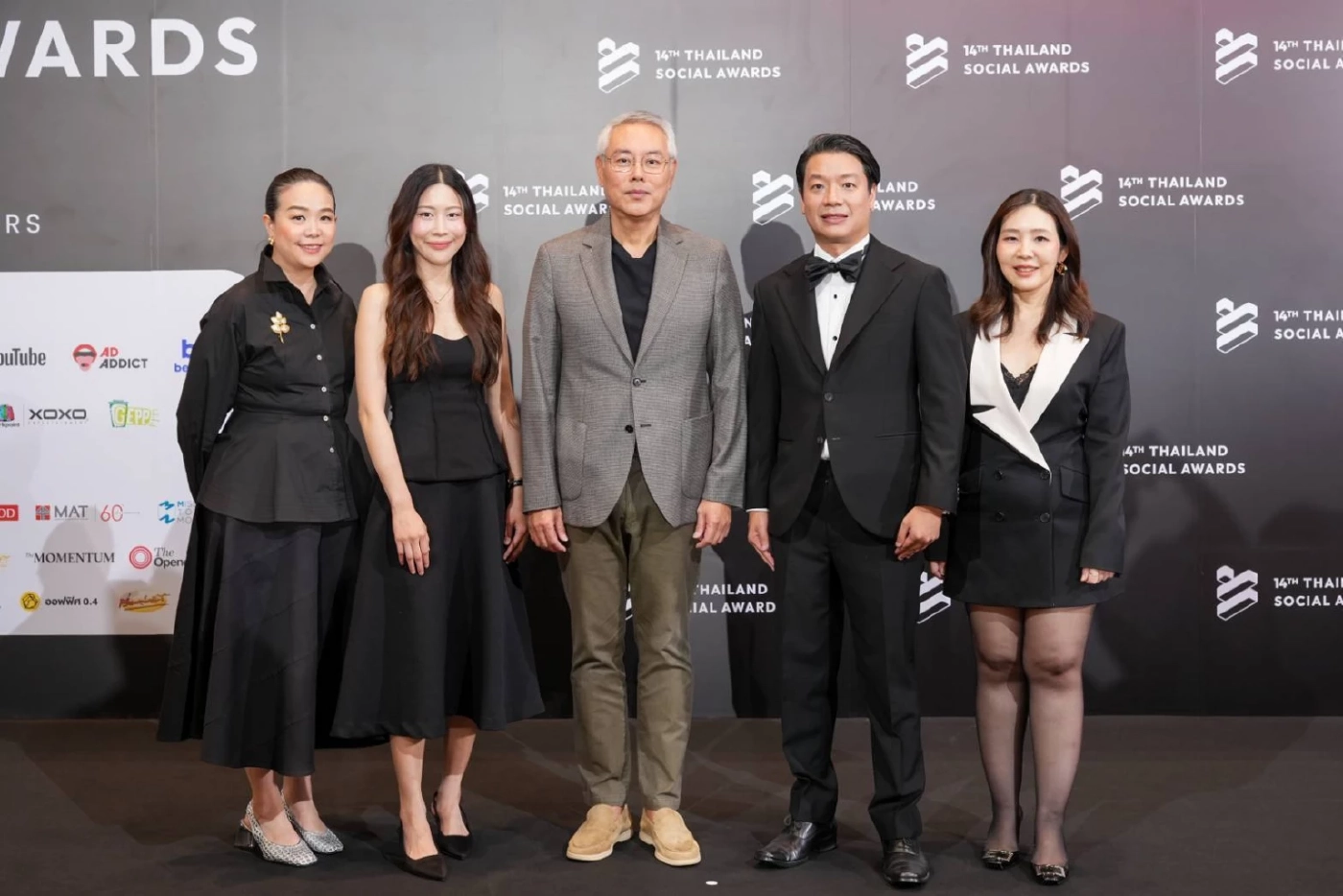 ไอคอนสยาม คว้าแชมป์ Best Brand Performance on Social Media ครองอันดับ 1 กลุ่มธุรกิจศูนย์การค้า จากเวที Thailand Social Awards ครั้งที่ 14 ตอกย้ำความเป็นผู้นำในการสร้างประสบการณ์ระดับโลก