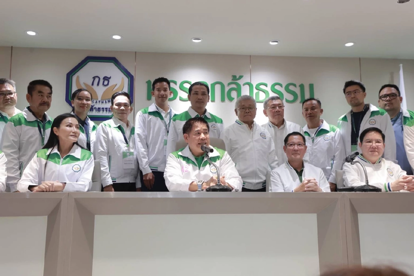 “ธรรมนัส” ลั่นกล้าธรรมไม่เคยกลัวถูกบีบ ภูมิใจไทยยังรักกันดี