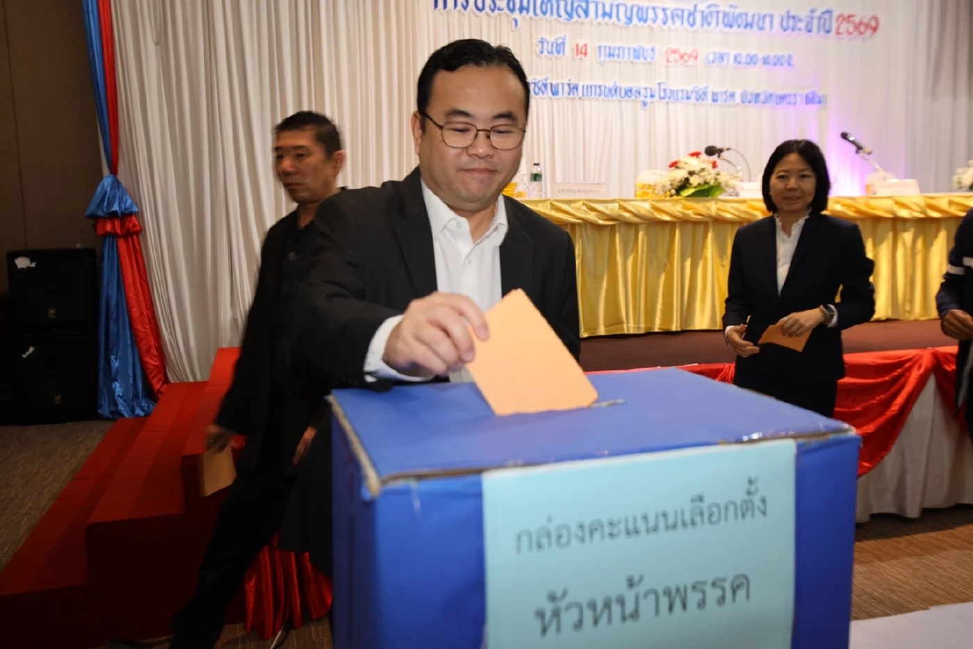 “สุวัจน์” ดัน “ปกครอง” นั่งหัวหน้าพรรคชาติพัฒนา