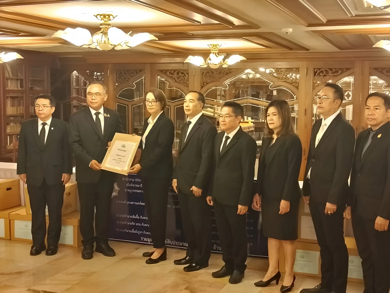 ปปง. ส่งสำนวน ให้อัยการคดีพิเศษยื่น ขอให้ศาลริบทรัพย์ 1.3 หมื่นล้าน เครือข่าย "เฉิน จื้อ-ยิม เลียก-เบน สมิธ"