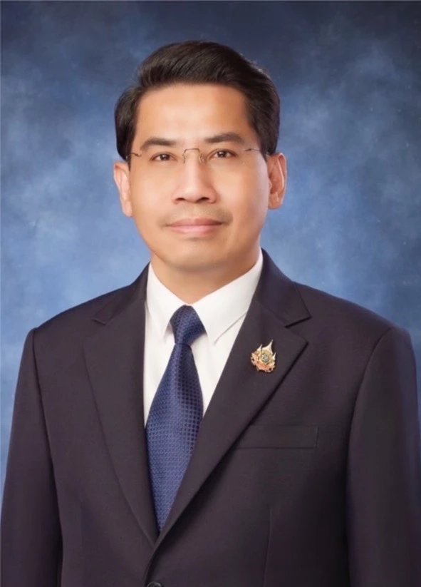 ดร.ณัฐวุฒิ วงศ์เนียม นักกฎหมายมหาชน