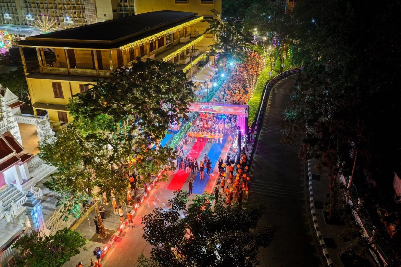 MEA ปลุกพลังงานเมือง จัดทัพนักวิ่งนับพันในงาน "MEA SPARK RUN" วิ่งชมประวัติศาสตร์ย่านพระนคร นำยอดสมัครกว่า 2.1 ล้านบาท สมทบทุนมูลนิธิรามาธิบดีฯ และมูลนิธิสายใจไทยฯ ส่งต่อแสงสว่างสู่สังคมไทย