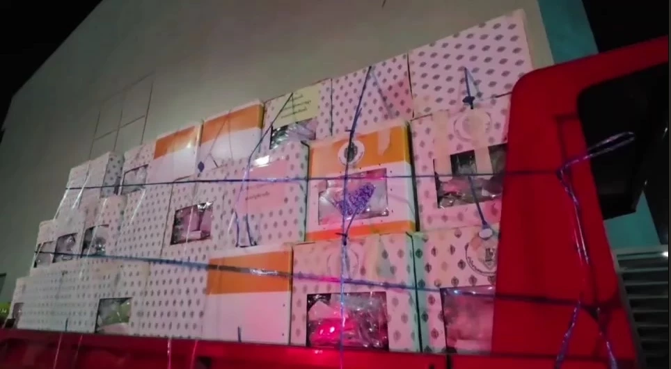 ชลบุรีระอุ! มวลชนนับพันปิดล้อม กกต. ทวง "นับคะแนนใหม่" เขต 1