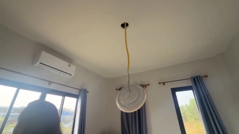 ชาวบ้านเล่านาทีบึ้ม - สำรวจหมู่บ้านใกล้คลังแสง บ้าน 12 หลังพังหมด