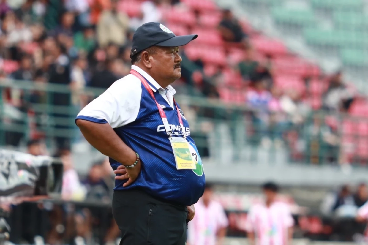 SPORTS : บทเรียนจากดรามา “อ.สกล-หมอนทองวิทยา” เมื่อรถขนฝันชนกำแพงระบบฟุตบอลไทย