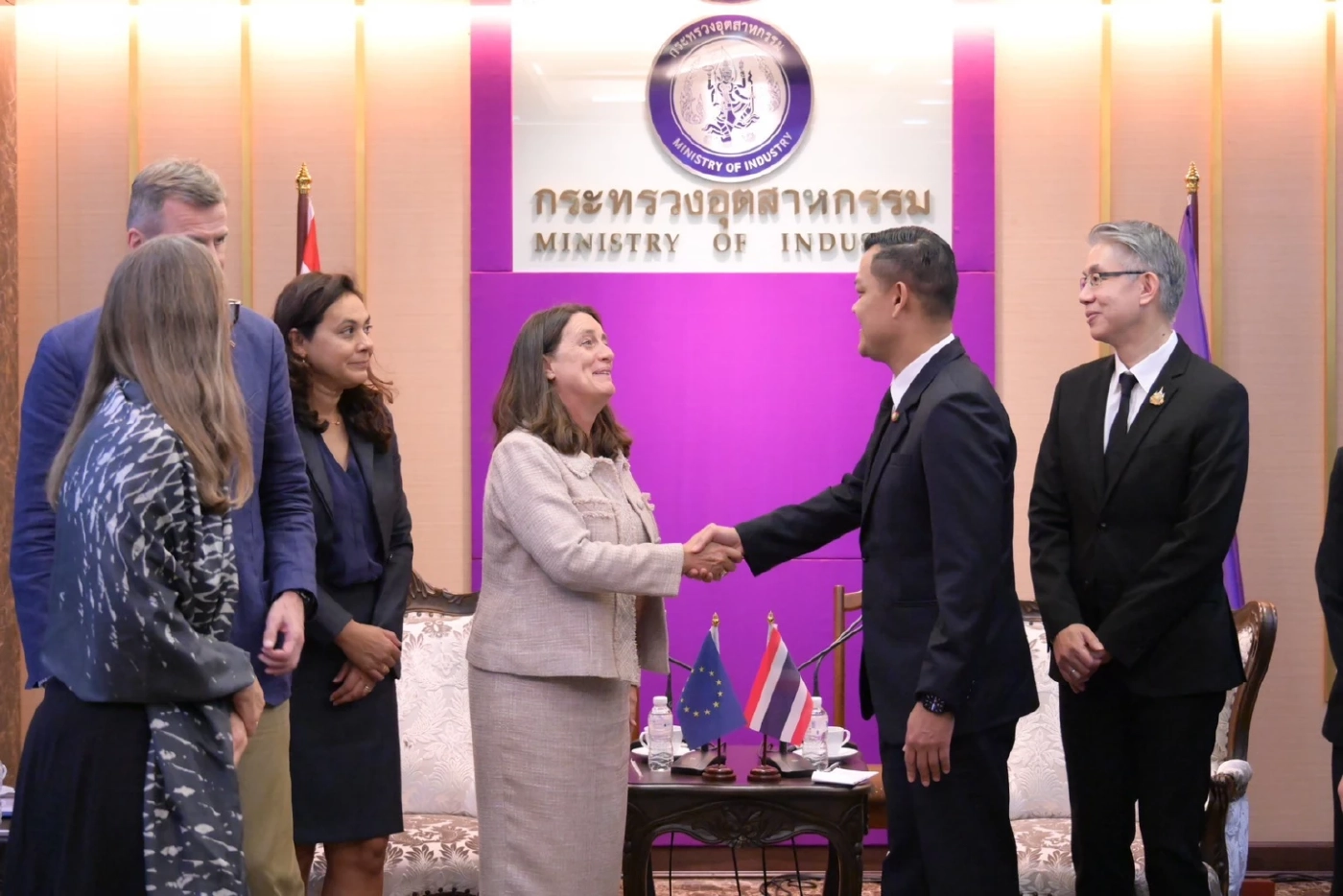 “ธนกร” เปิดกระทรวงอุตฯ ต้อนรับทูต EU ตั้งเป้าปิดดีล FTA ภายในปี 69