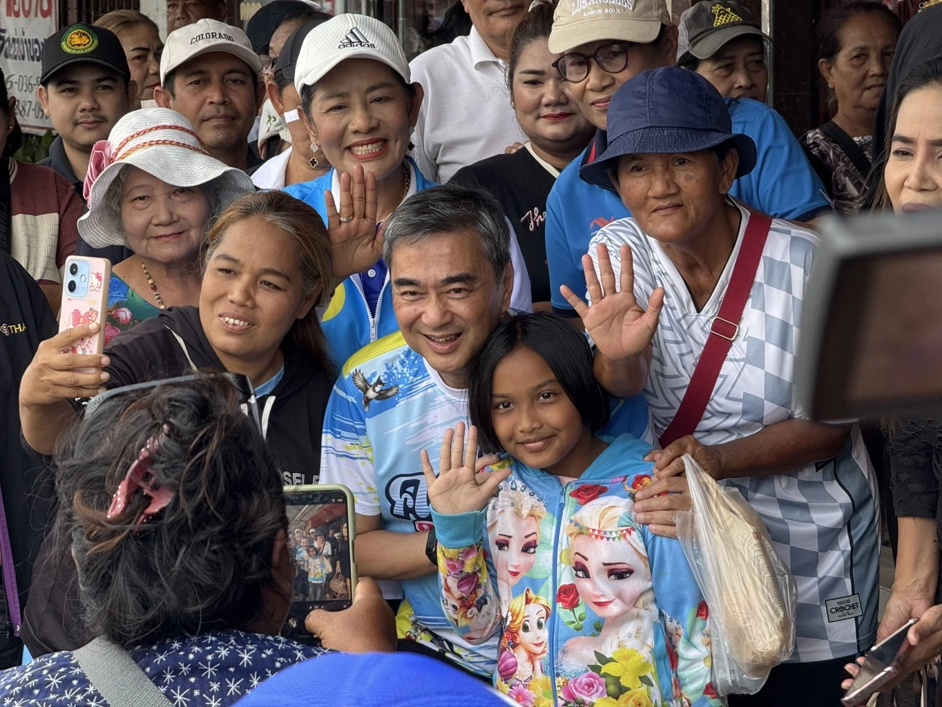 “อภิสิทธิ์” หาเสียง "เมืองคอน-ทุ่งใหญ่​" ขอ สส.ยกนครศรีธรรมราช