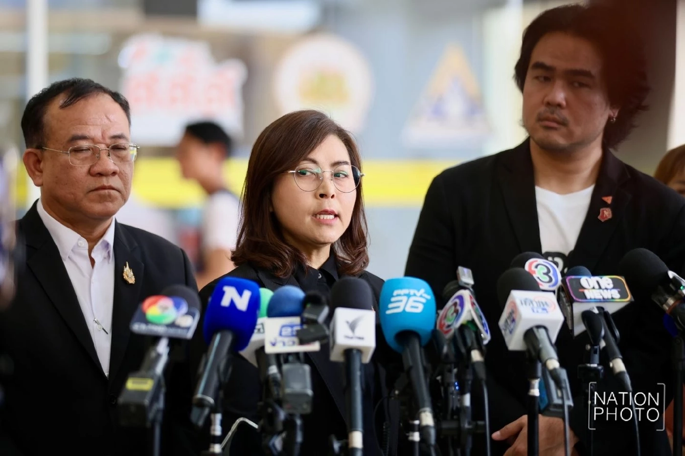 "รักชนก-สหัสวัต" บุก ก.แรงงาน ยื่นหนังสือ ถาม"ผลประชาพิจารณ์" ระเบียบตั้ง "บอร์ดประกันสังคม"