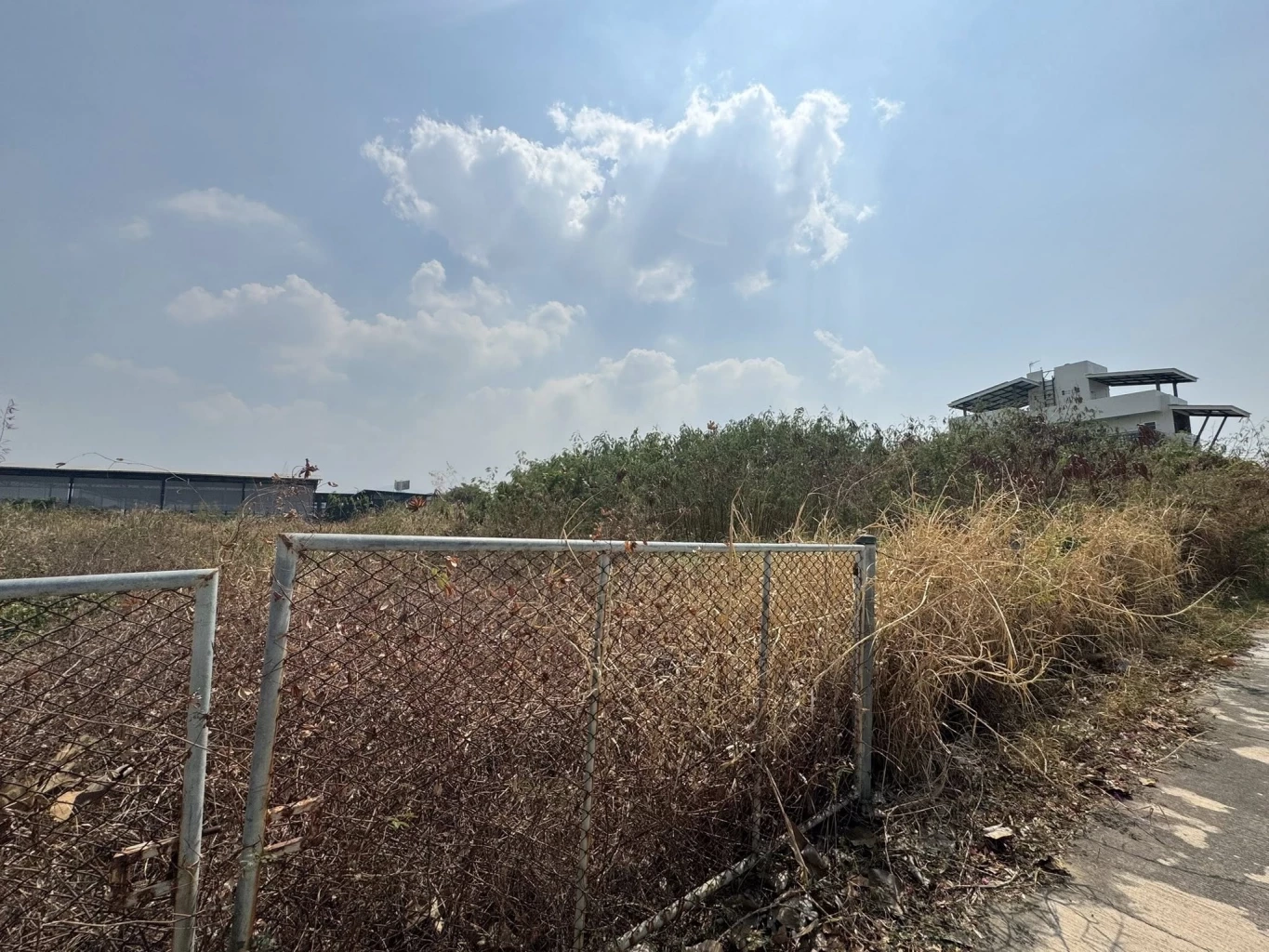 "พรรคส้ม" แฉอีก "ประกันสังคม" ซื้อที่ดิน แบบเฉพาะเจาะจง "84 ล้าน" ประเมินราคาแค่ 24 ล้าน