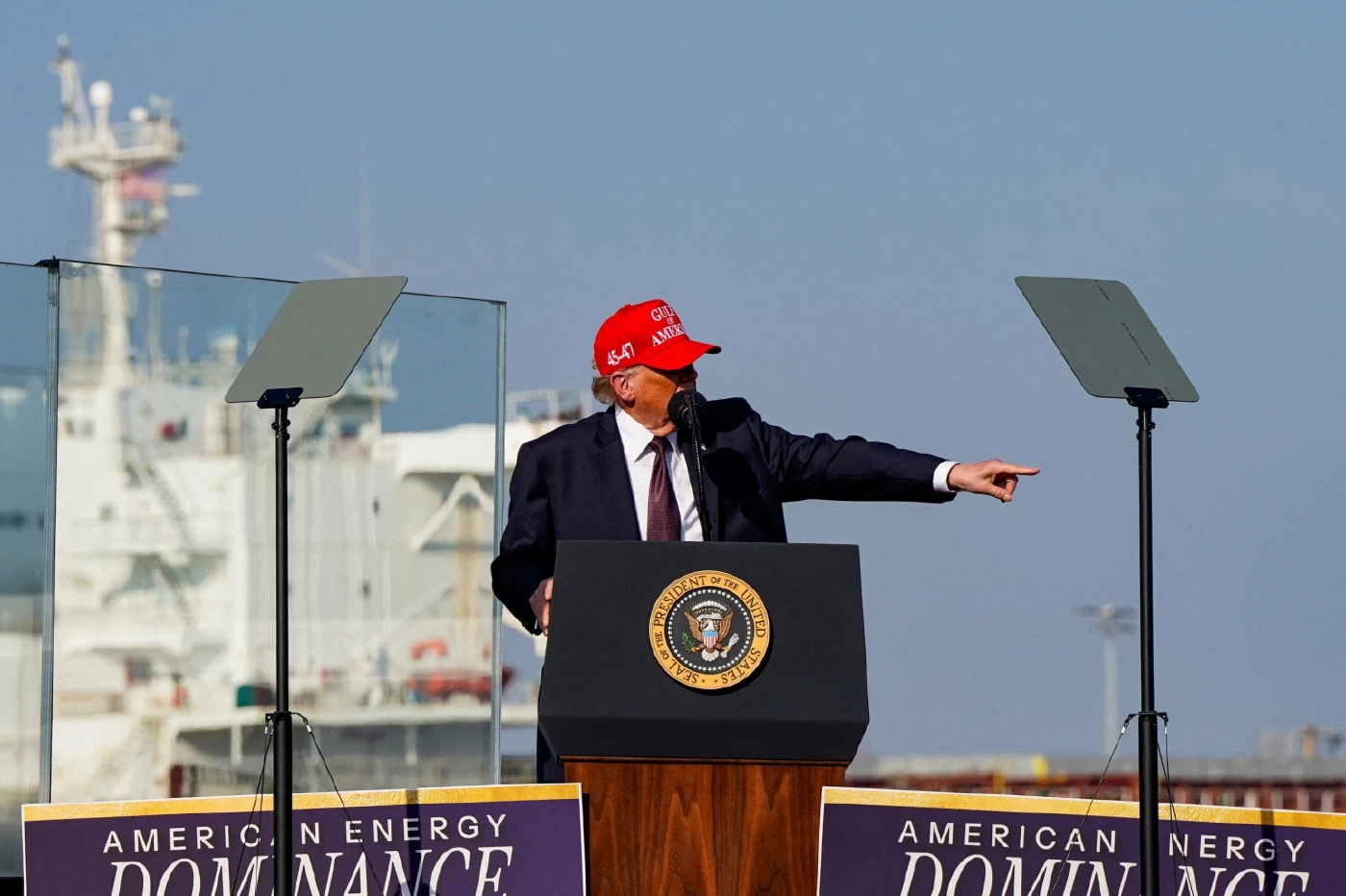  ประธานาธิบดีโดนัลด์ ทรัมป์ ของสหรัฐฯ