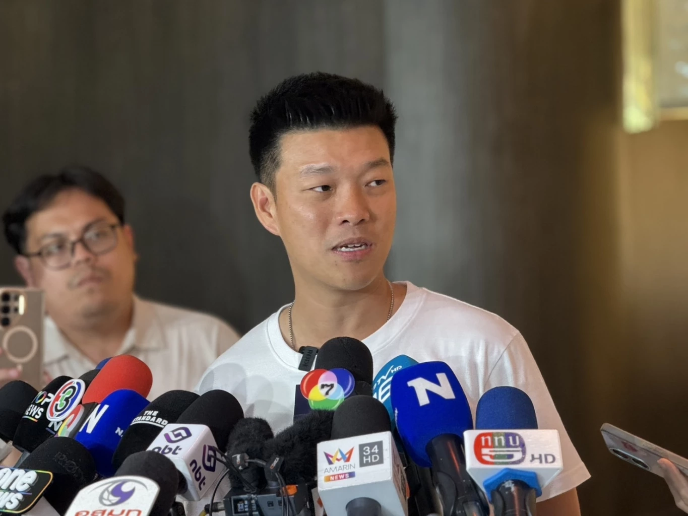 "เท้ง" เผย กกต. เปลี่ยนแบบ "บัตรเลือกตั้ง" สะท้อน "บัตรมีปัญหา" เตรียมร้อง "ม.157"