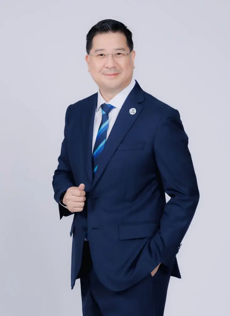 ดร.สิทธิกร ดิเรกสุนทร กรรมการและผู้จัดการทั่วไป บรรษัทประกันสินเชื่ออุตสาหกรรมขนาดย่อม
