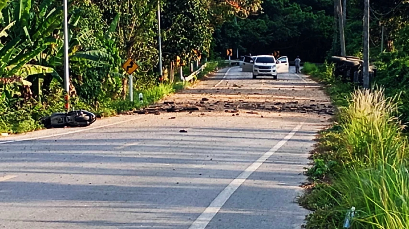 เปิดคลิป! บึ้มรถหุ้มเกราะ REVA เคลื่อนที่เร็ว ที่บันนังสตา จ.ยะลา กำลังพลบาดเจ็บ 1 นาย