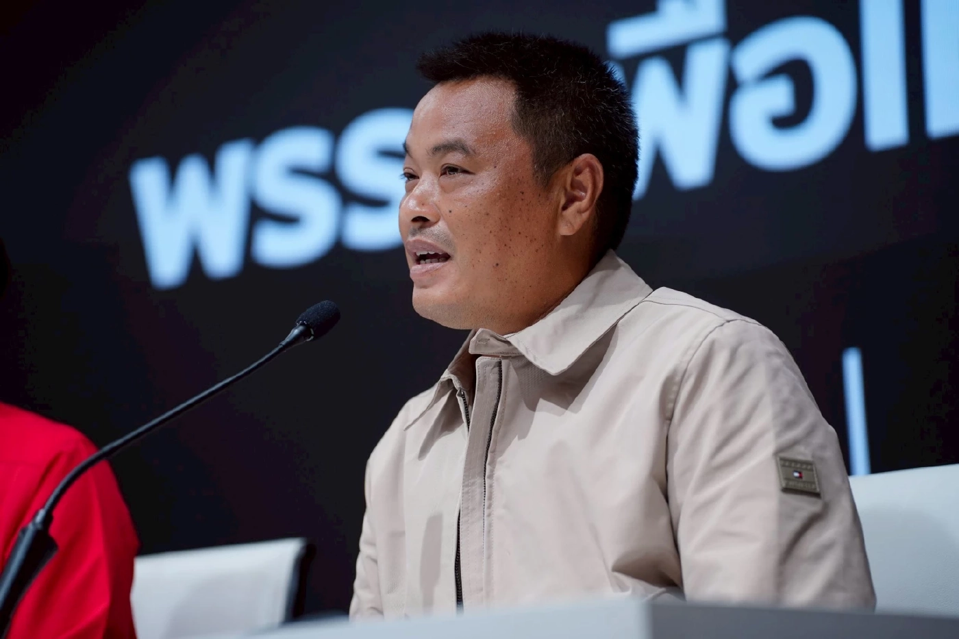 "เพื่อไทย" ตั้งโต๊ะแจงปม "คลิปเสียงนักการเมือง" อดีต สจ.ยัน อัดคลิปเองเป็นเสียงนักการเมืองจริง รับห่วงความปลอดภัย