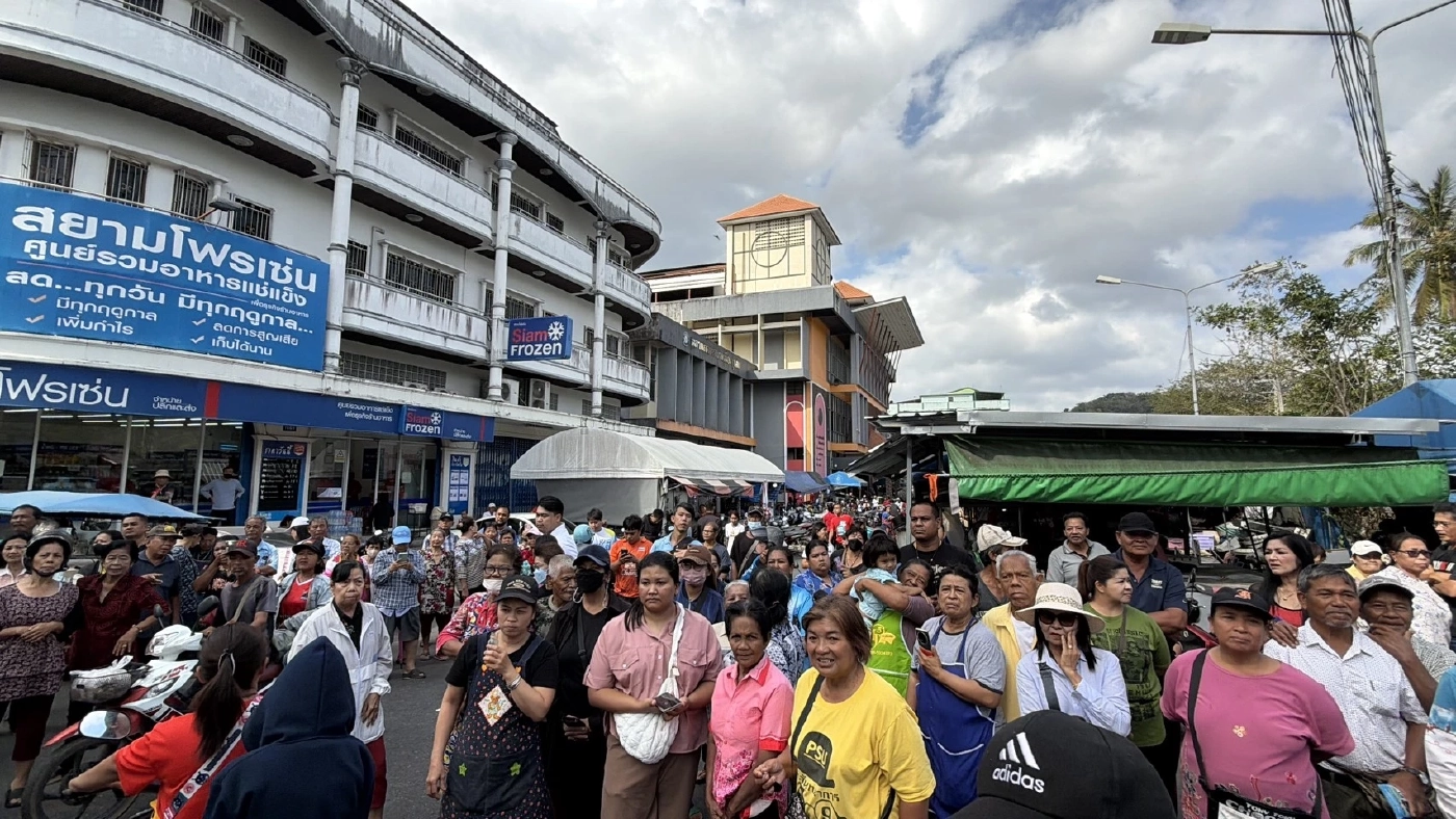 "อภิสิทธิ์" บุกเมืองคอนย้ำคนใต้ใจเดียวขอคะแนน ปชป.กลับมารับใช้