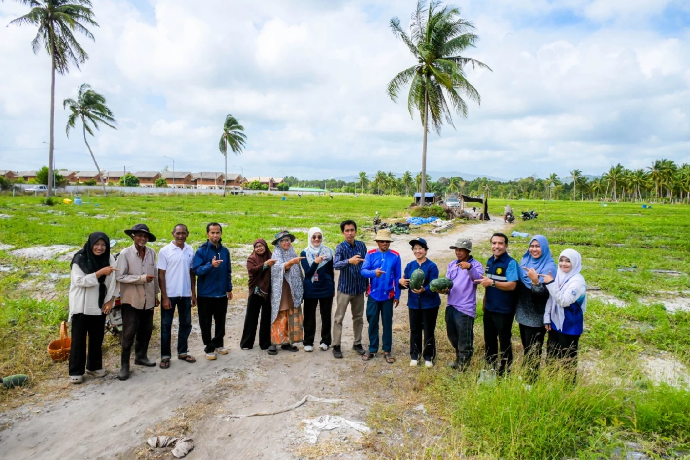 "แตงโมน้ำบ่อ" ปะนาเระ: เมื่อที่ดินรัฐแปลงเป็นทุน เปลี่ยนหยาดเหงื่อเป็นเงินแสน