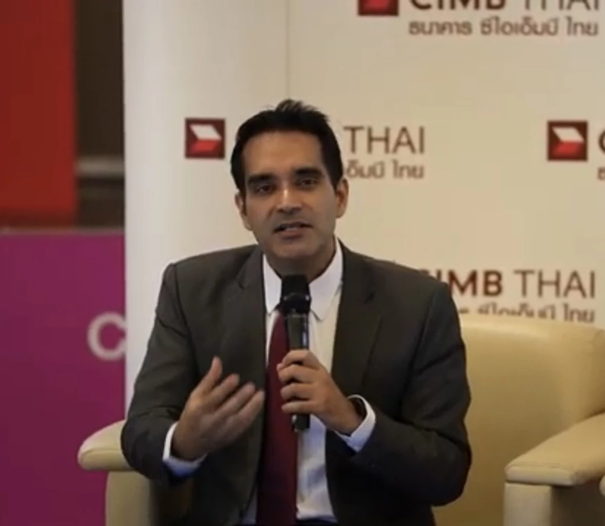 ดร.อมรเทพ จาวะลา ผู้ช่วยกรรมการผู้จัดการใหญ่ ผู้บริหารสำนักวิจัย ธนาคาร ซีไอเอ็มบี ไทย