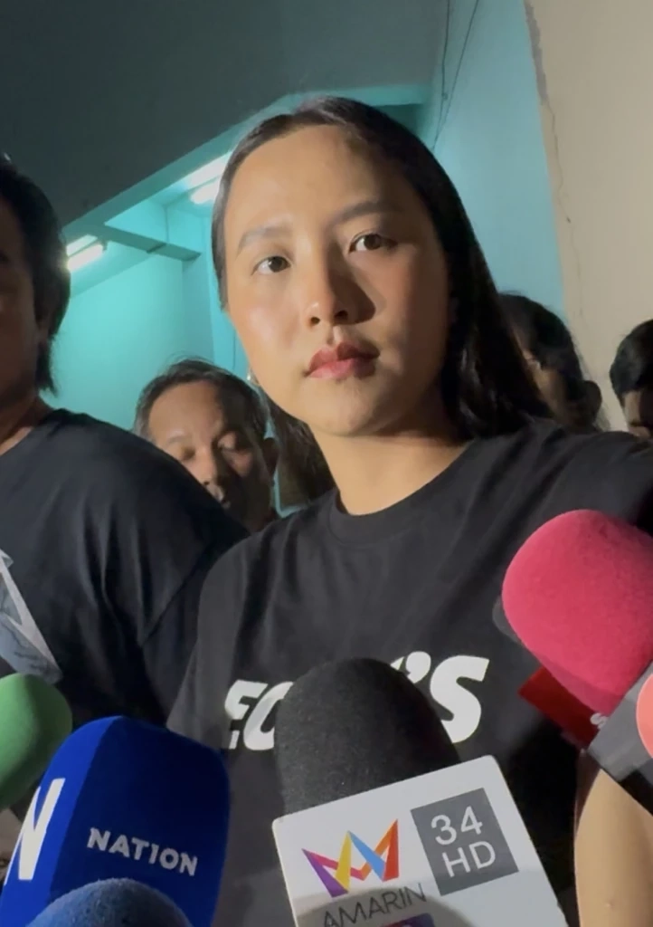 "วิโรจน์" แจ้งความเอาผิด ม.157 กกต.ชลบุรี กับ 7 กกต.ชุดใหญ่