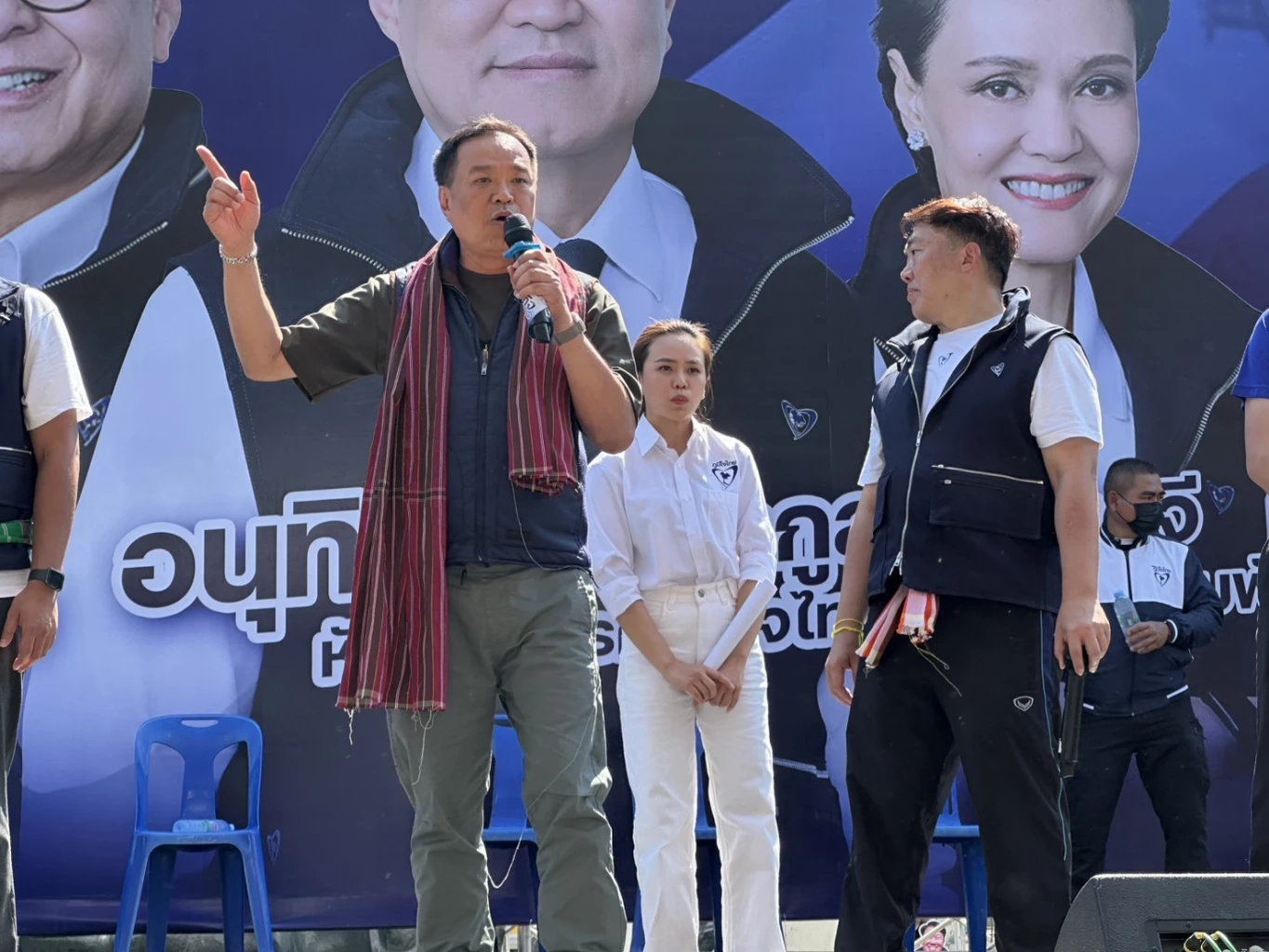 “อนุทิน” โวเป็นนายก 3 เดือน ตัดสินใจถูกหมด เลือก ภท.ไทยหมดเสี่ยง