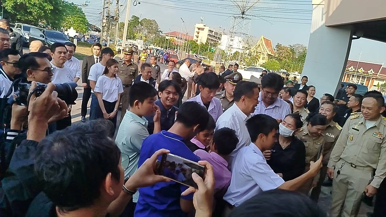 “อนุทิน” ไปปราจีนบุรี ขอบคุณชาวบ้าน เลือกภูมิใจไทยแลนด์สไลด์