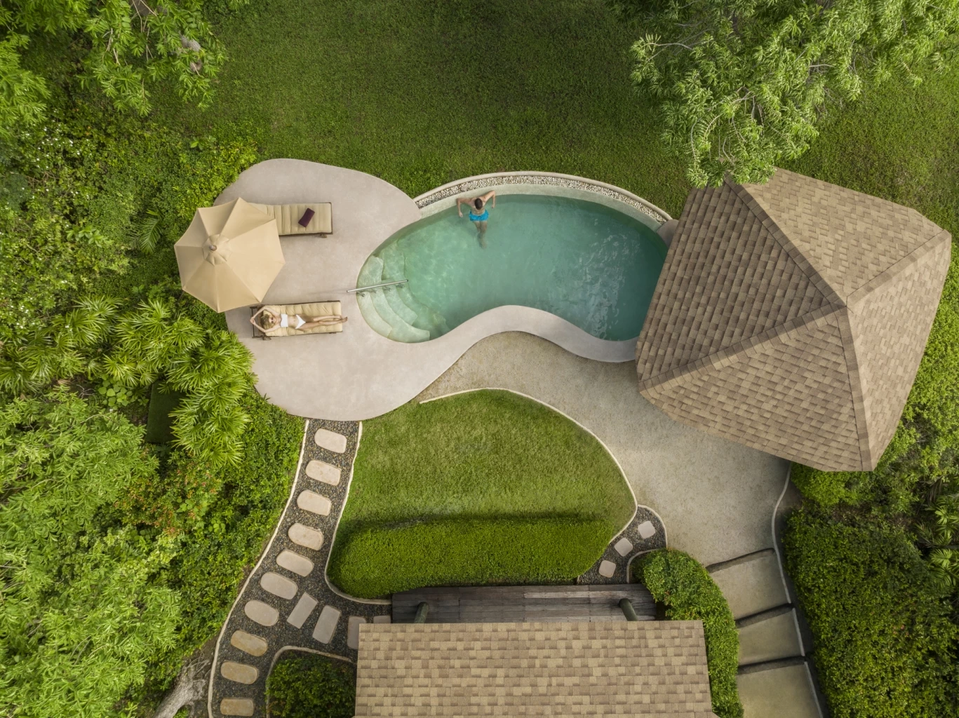 ดื่มด่ำไปกับมื้อค่ำแสนโรแมนติกและสัมผัสประสบการณ์สปาสุดผ่อนคลาย ณ เดอะ นาคา ไอแลนด์ ภูเก็ต